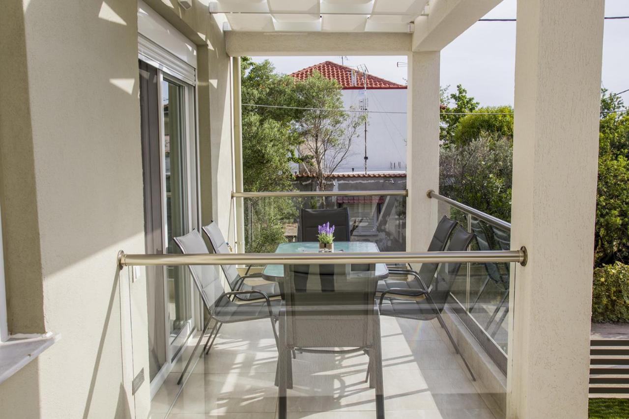 Armonia Apartment Ofrínion